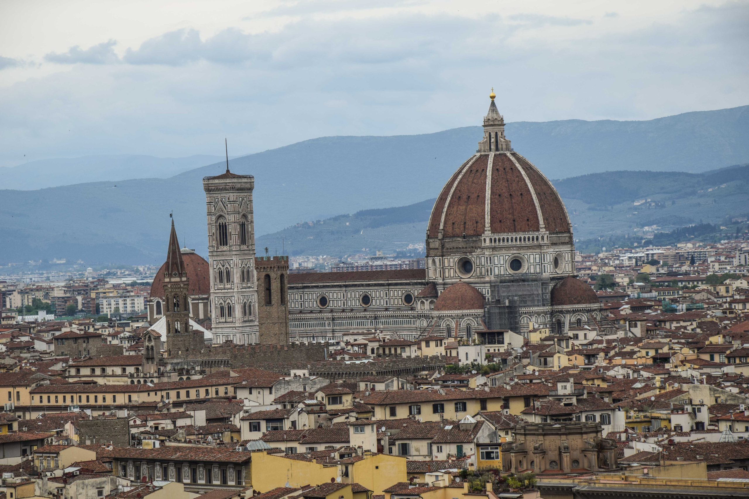 Florencja – dlaczego warto odwiedzić to miasto Toskanii?