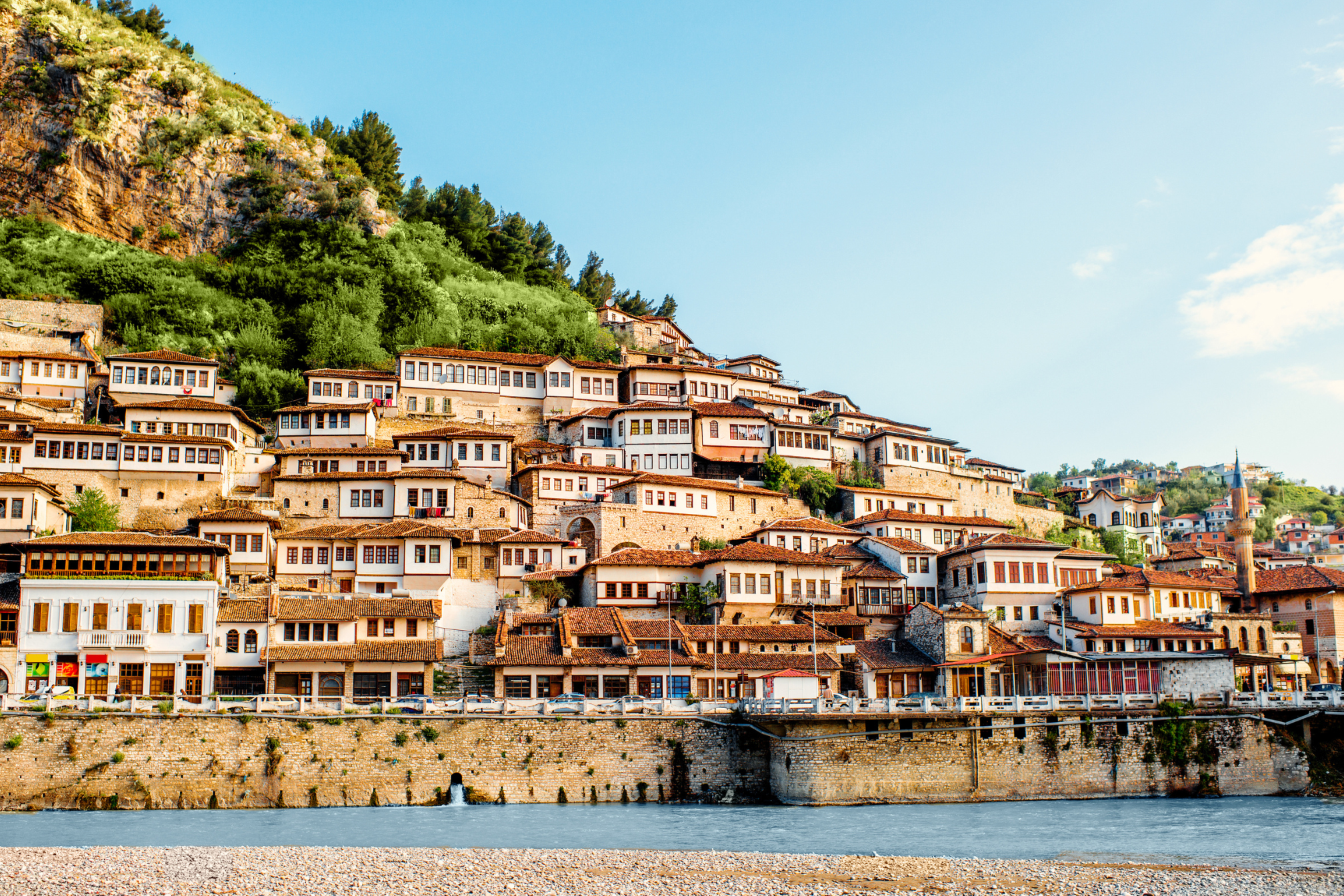 Hotele i apartamenty w Albanii